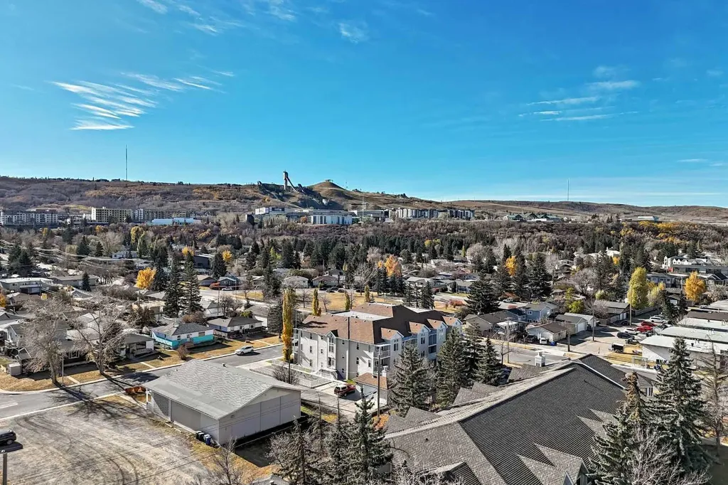 7716 Bowness Road NW Calgary AB T3B 0H1