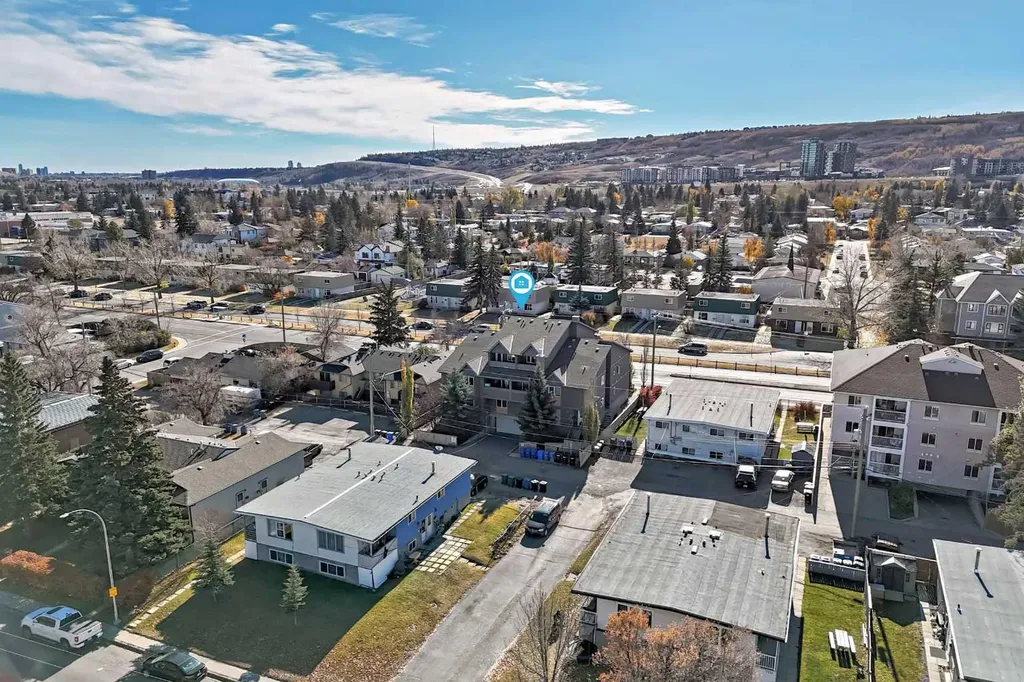 7716 Bowness Road NW Calgary AB T3B 0H1