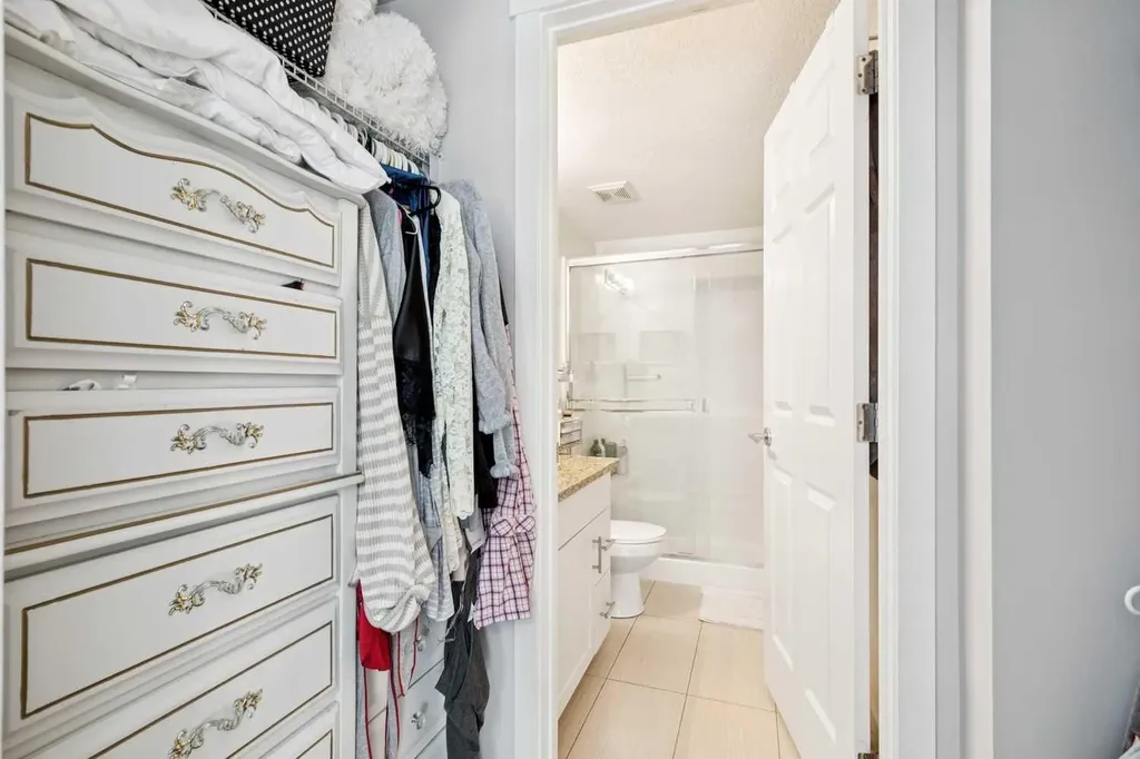 279 Copperpond Common SE Calgary AB T2Z 1J1