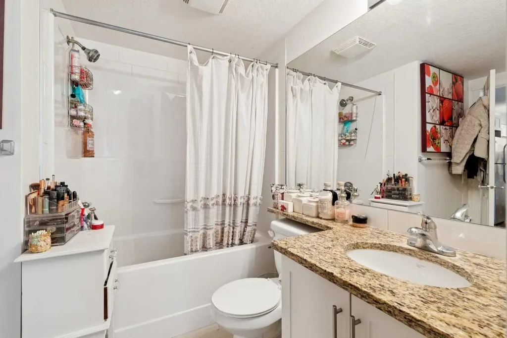 279 Copperpond Common SE Calgary AB T2Z 1J1
