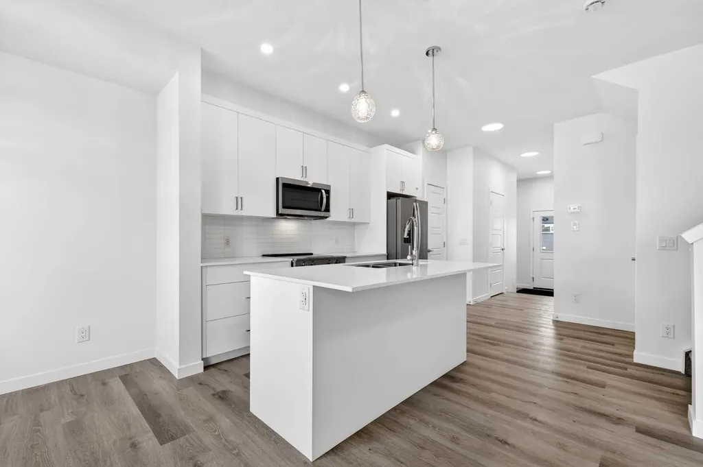 50 Creekside Way SW Calgary AB T2X 6E2