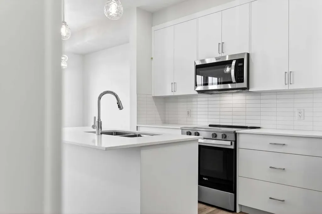 50 Creekside Way SW Calgary AB T2X 6E2