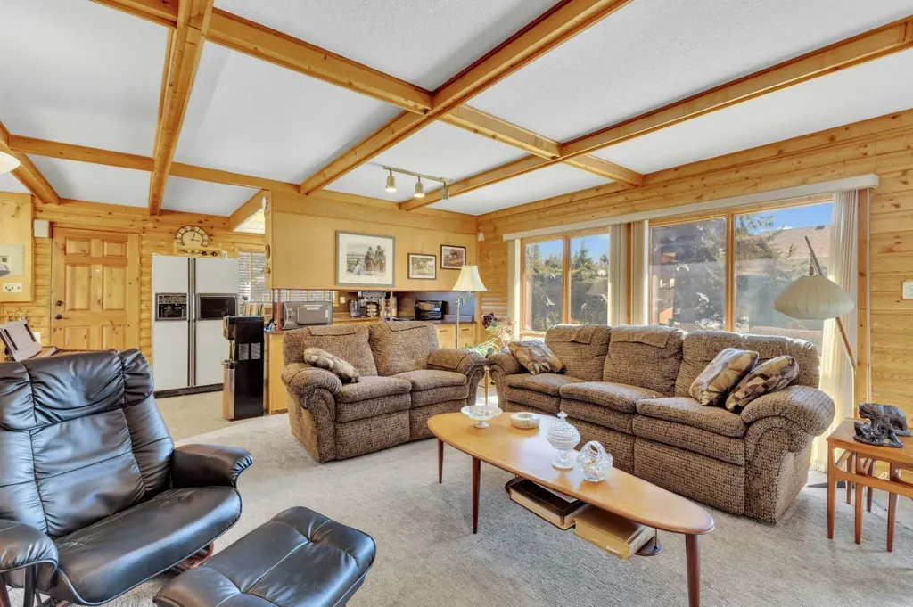 41513 Highway 771 Rural Lacombe County AB T0C 0J0