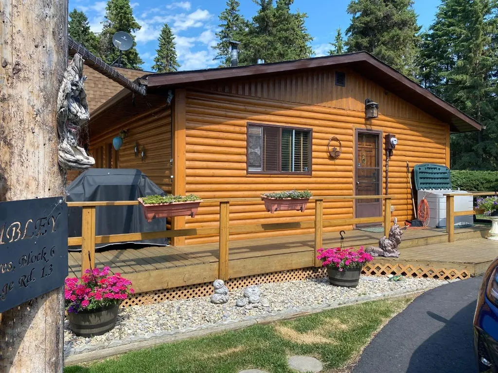 41513 Highway 771 Rural Lacombe County AB T0C 0J0
