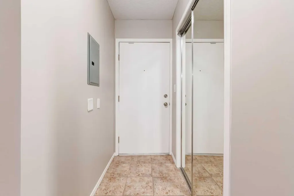 1111 6 Avenue SW Calgary AB T2P 5M5