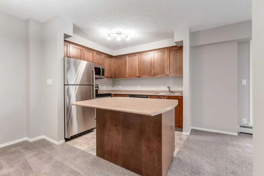 1111 6 Avenue SW Calgary AB T2P 5M5