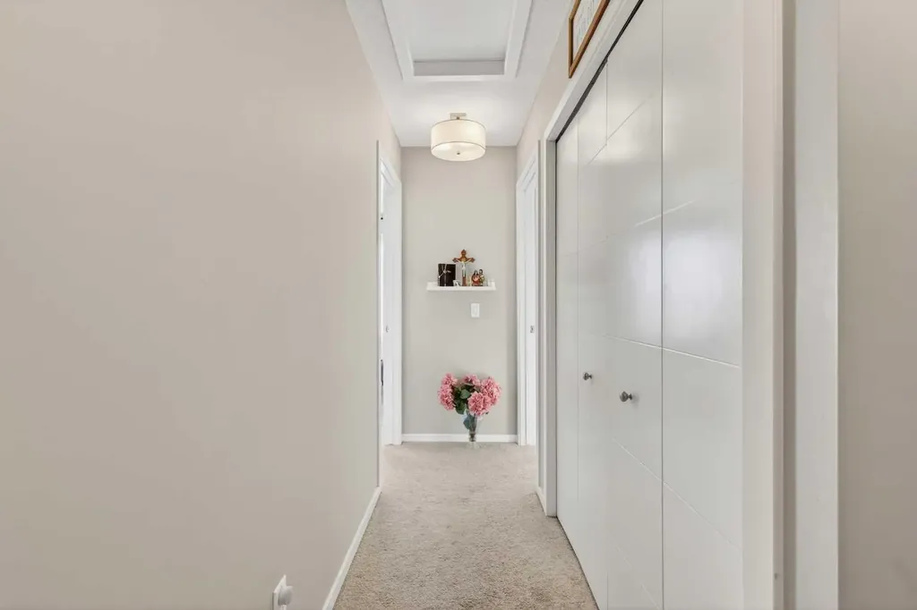 445 Redstone Walk NE Calgary AB T3N 1M5