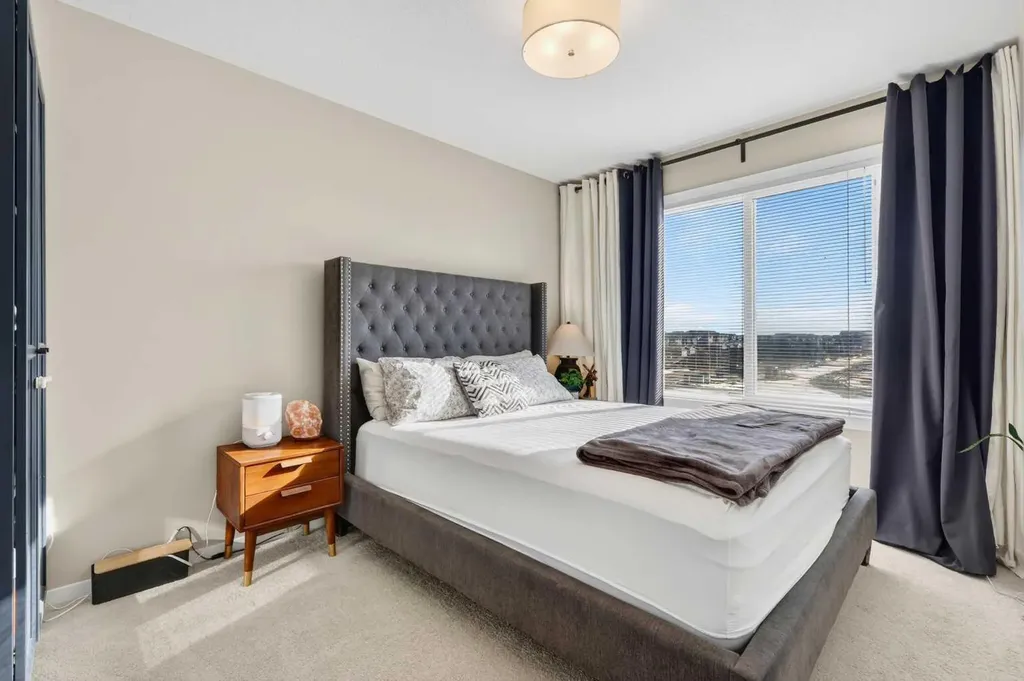 445 Redstone Walk NE Calgary AB T3N 1M5