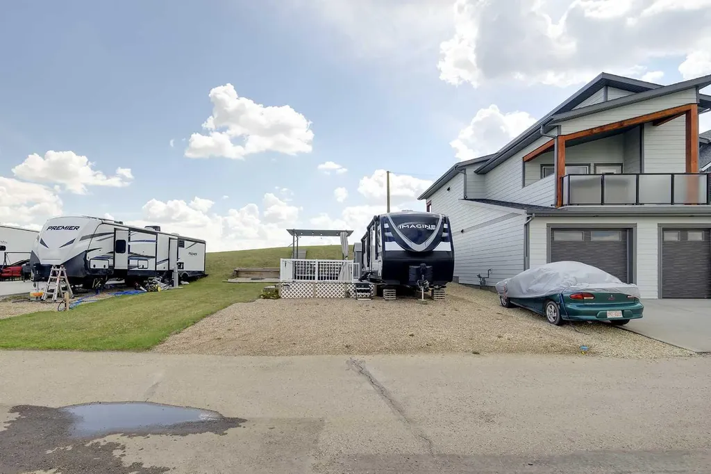 25054 South Pine Lake Road Rural Red Deer County AB T0M 1R0