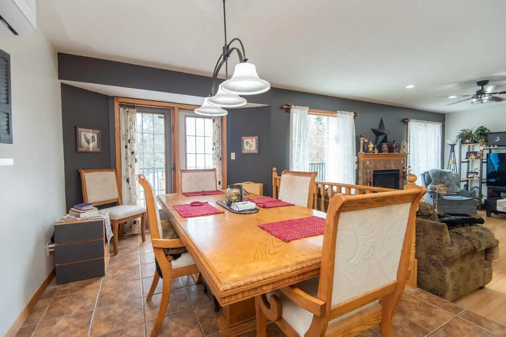 40421 Range Road 10 Rural Lacombe County AB T4L 1S6