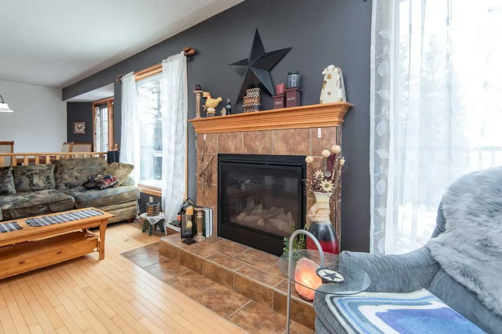 40421 Range Road 10 Rural Lacombe County AB T4L 1S6