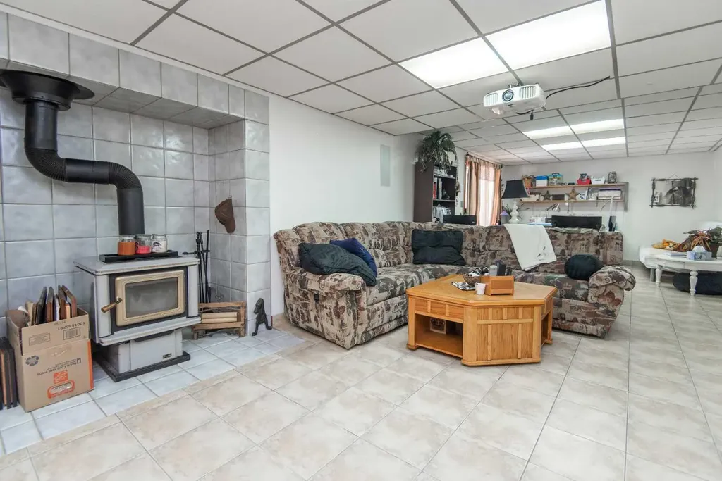 40421 Range Road 10 Rural Lacombe County AB T4L 1S6