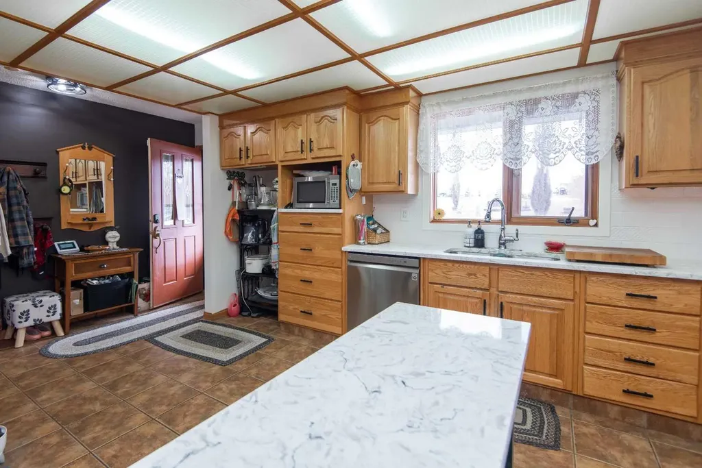 40421 Range Road 10 Rural Lacombe County AB T4L 1S6