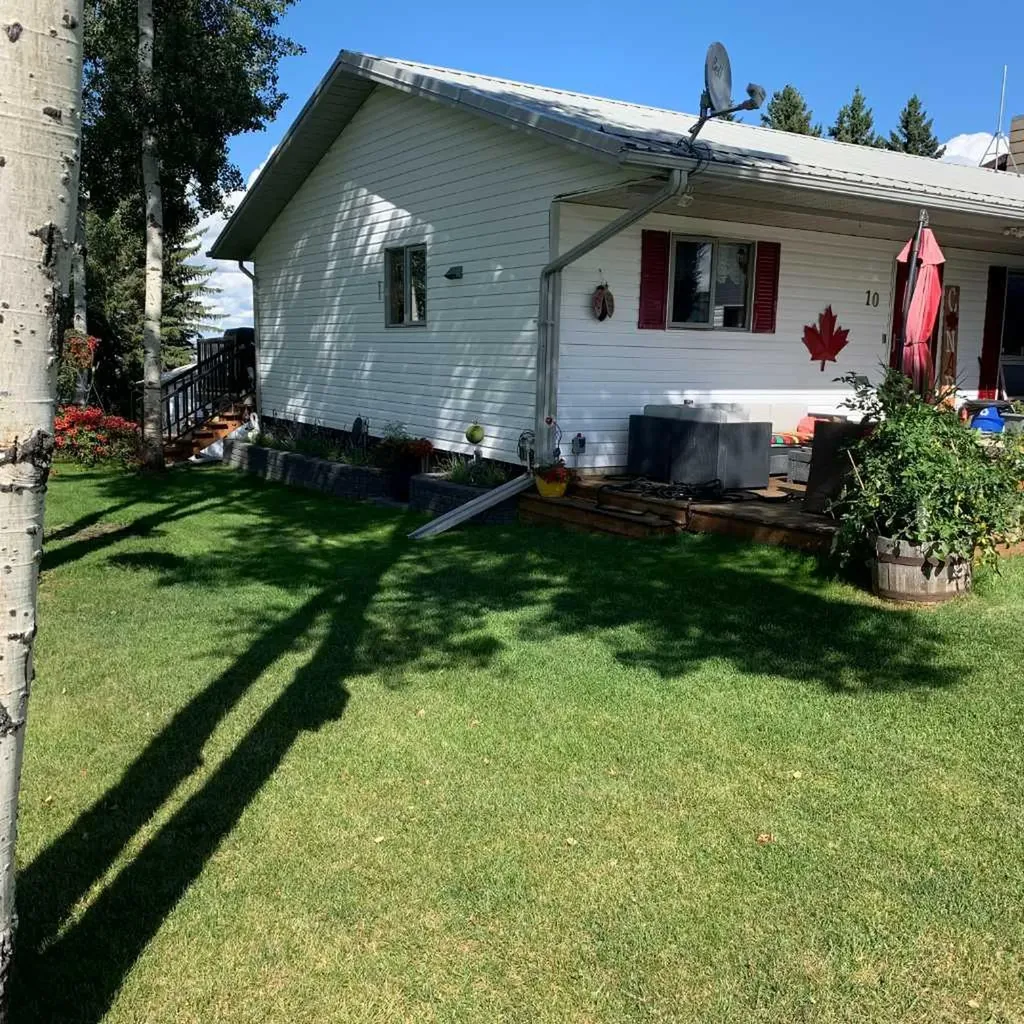 40421 Range Road 10 Rural Lacombe County AB T4L 1S6
