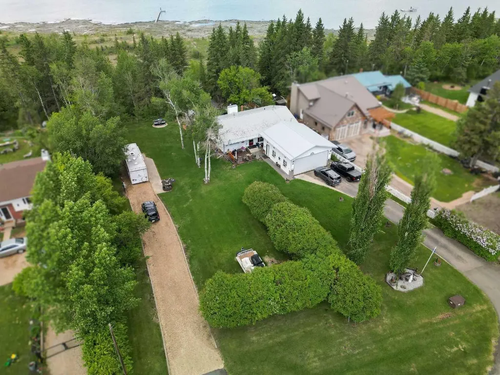 40421 Range Road 10 Rural Lacombe County AB T4L 1S6