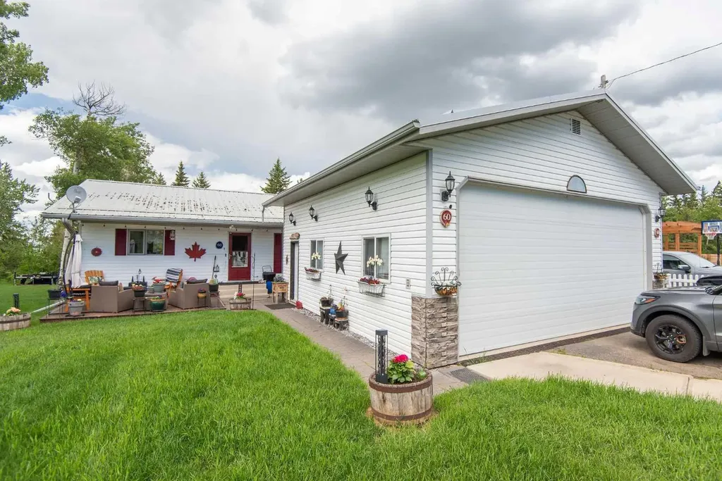 40421 Range Road 10 Rural Lacombe County AB T4L 1S6