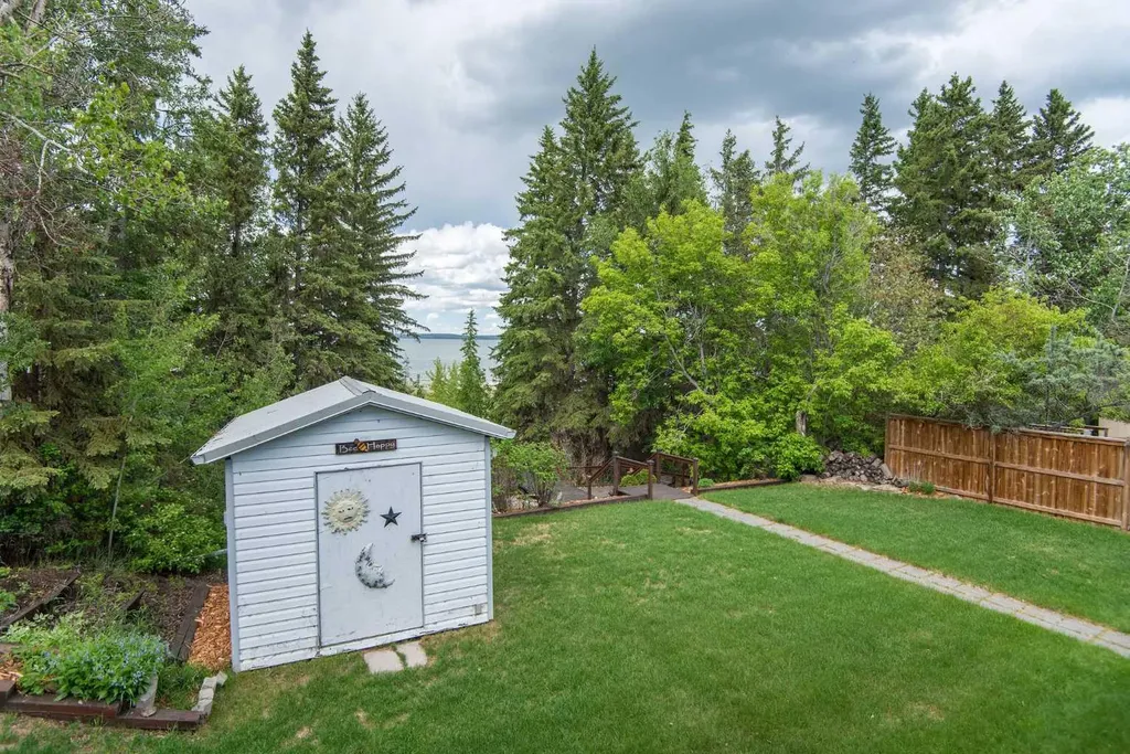 40421 Range Road 10 Rural Lacombe County AB T4L 1S6
