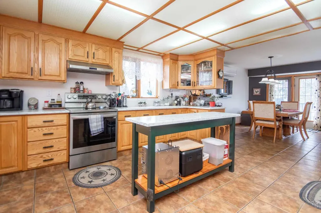 40421 Range Road 10 Rural Lacombe County AB T4L 1S6