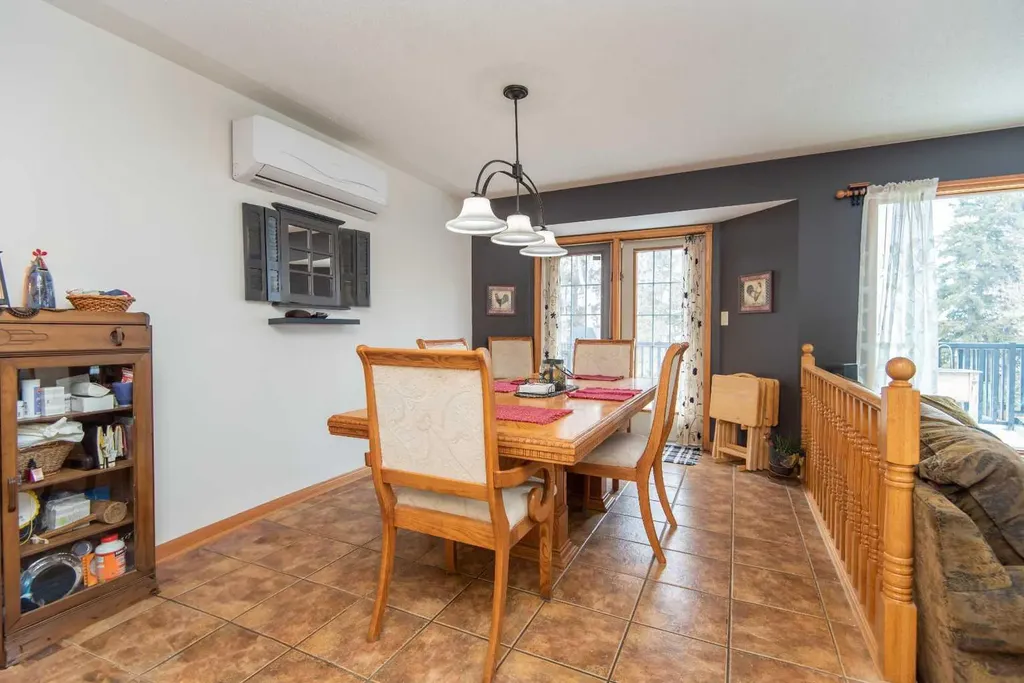 40421 Range Road 10 Rural Lacombe County AB T4L 1S6