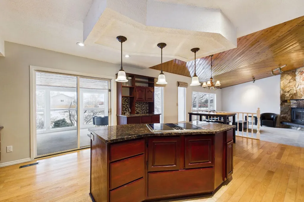 38 Sundance Place SE Airdrie AB T4B 1T1