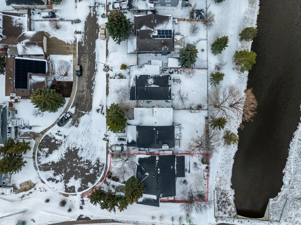 38 Sundance Place SE Airdrie AB T4B 1T1