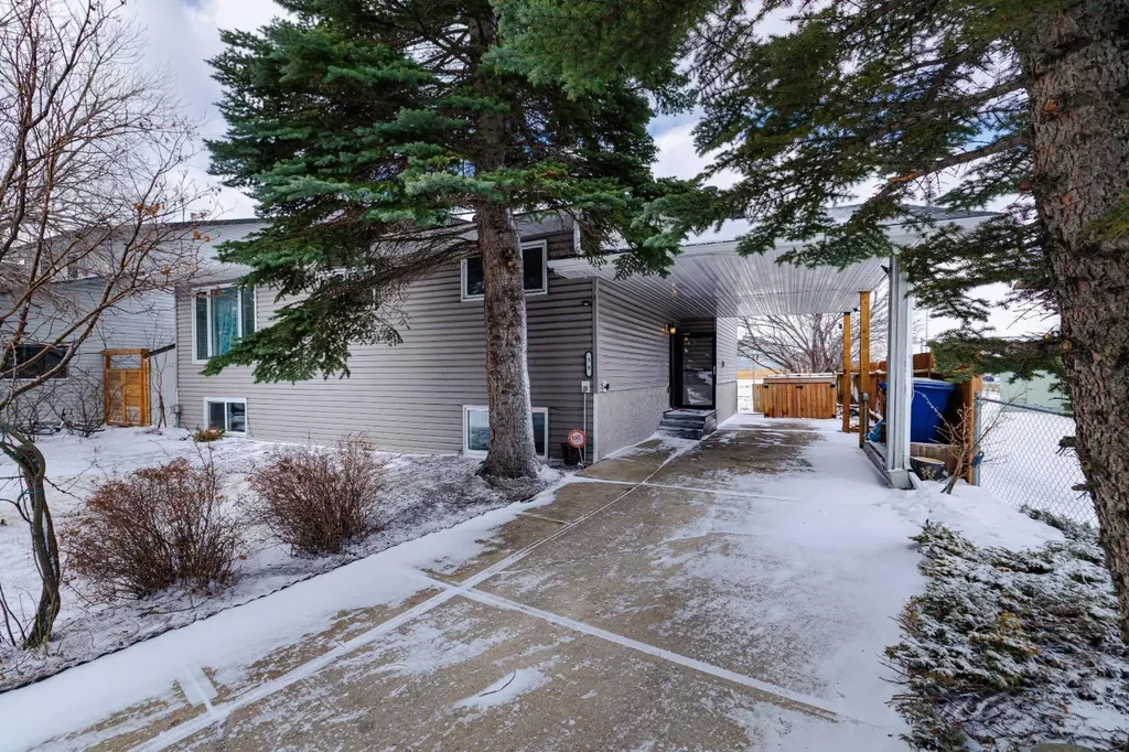 38 Sundance Place SE Airdrie AB T4B 1T1