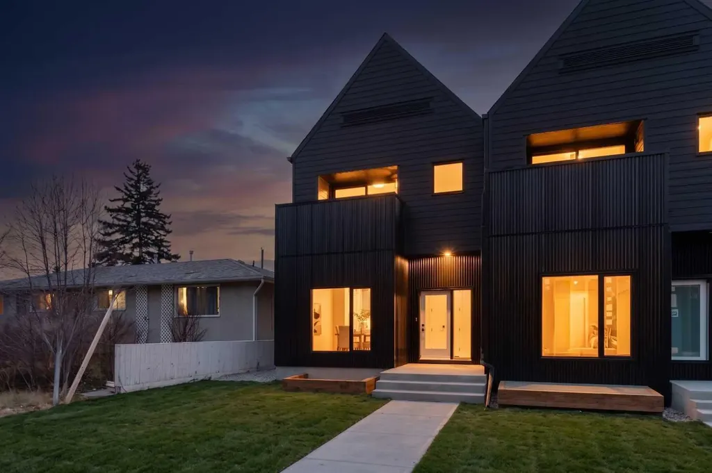 8916 33 Avenue Calgary AB T3B 1M6