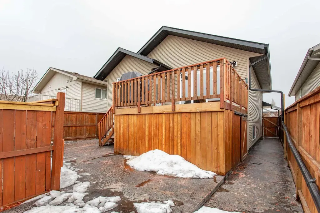 344 Timothy Drive Red Deer AB T4P 0L1