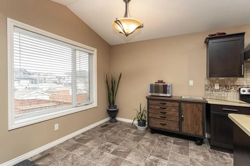 344 Timothy Drive Red Deer AB T4P 0L1