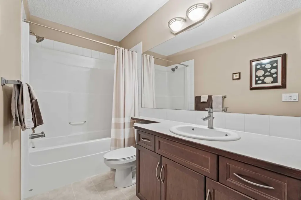 1 Crystal Green Lane Okotoks AB T1S 0C5