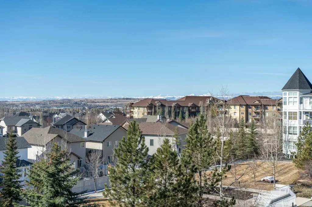 1 Crystal Green Lane Okotoks AB T1S 0C5