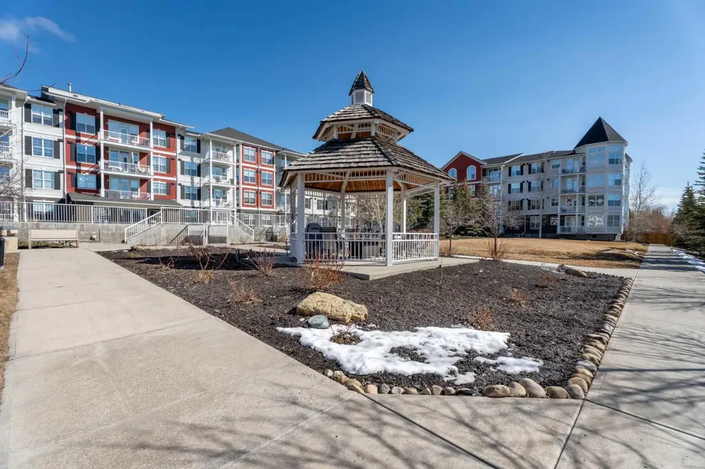 1 Crystal Green Lane Okotoks AB T1S 0C5