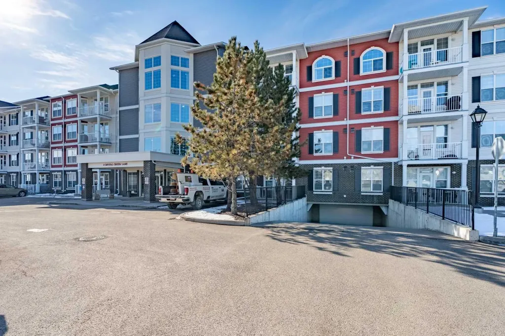 1 Crystal Green Lane Okotoks AB T1S 0C5