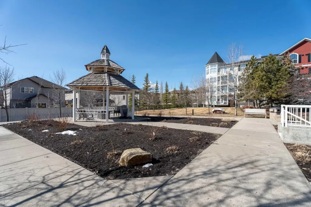 1 Crystal Green Lane Okotoks AB T1S 0C5