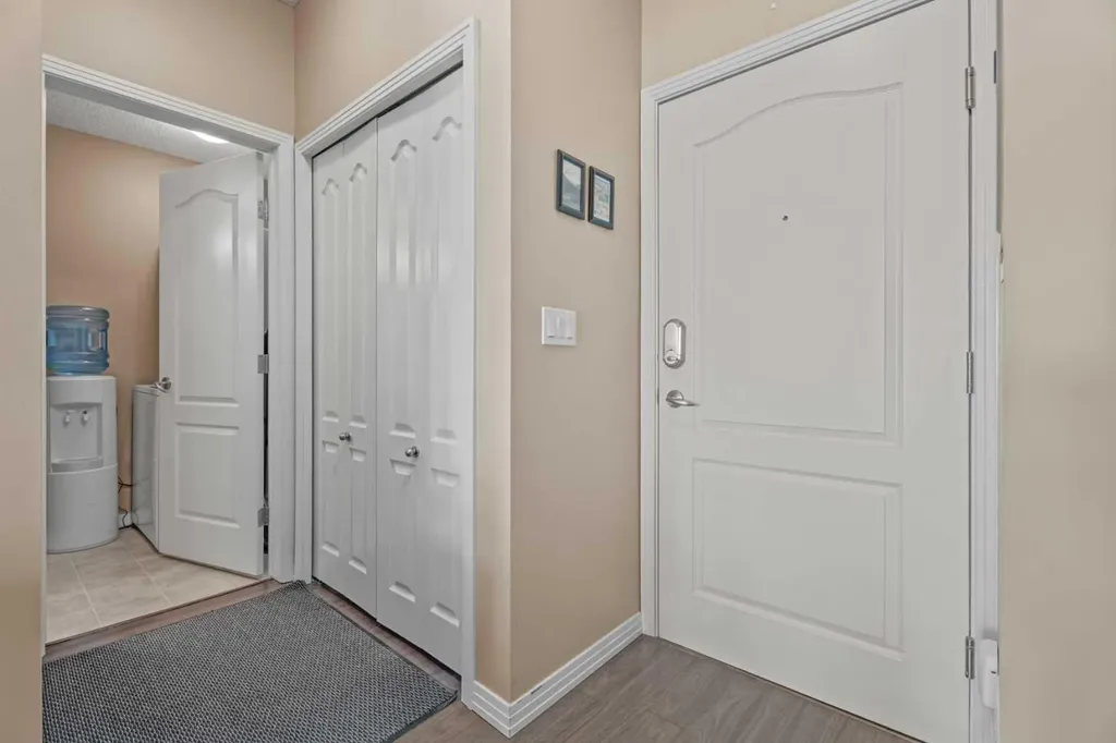 1 Crystal Green Lane Okotoks AB T1S 0C5