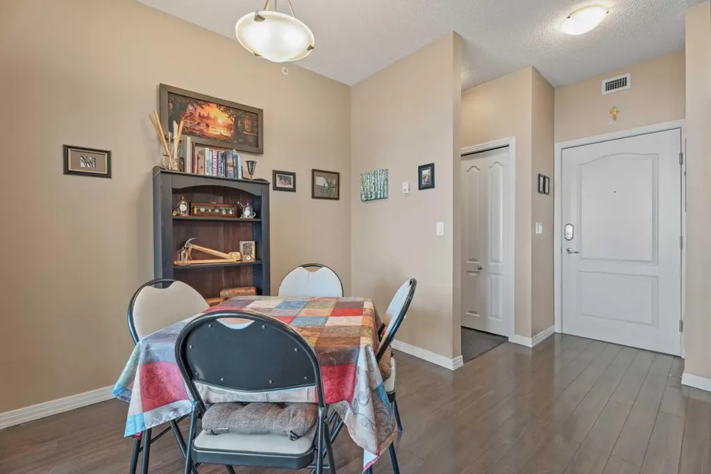1 Crystal Green Lane Okotoks AB T1S 0C5