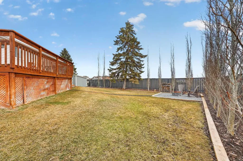 211 1 Avenue SE Langdon AB T0J 1X1