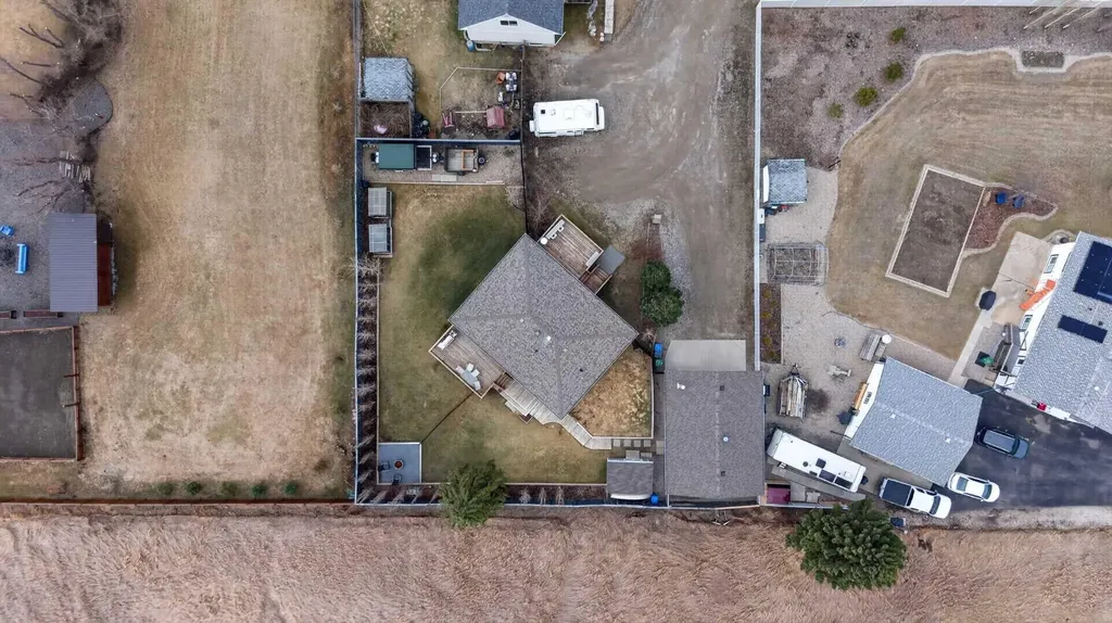 211 1 Avenue SE Langdon AB T0J 1X1