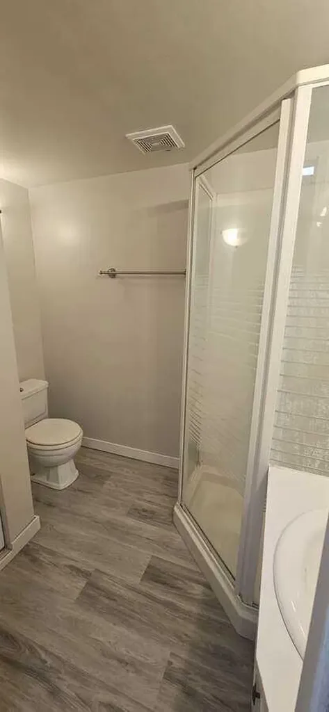 5489 51 Avenue Lacombe AB T4L 1K9