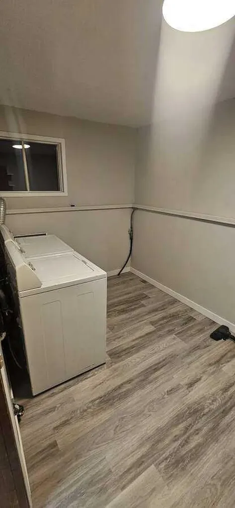 5489 51 Avenue Lacombe AB T4L 1K9