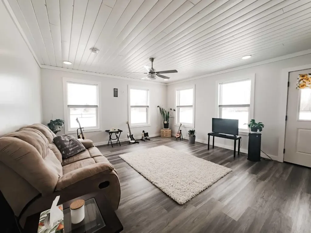 9805 95 Street La Crete AB T0H2H0