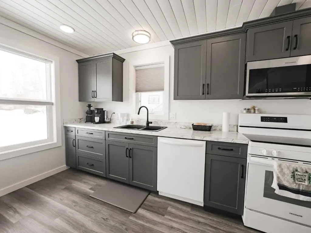 9805 95 Street La Crete AB T0H2H0