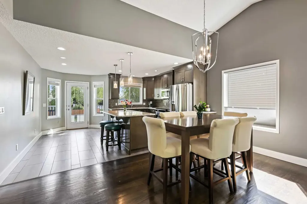 11 Strathmore Lakes Crescent Strathmore AB T1P 1L7