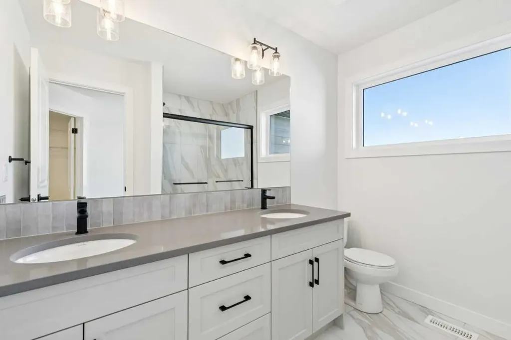 339 Fireside Drive Cochrane AB T4C 3E1