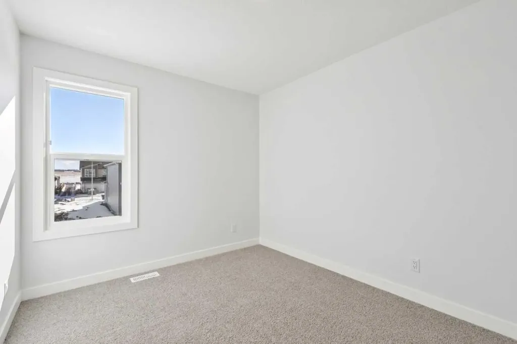 339 Fireside Drive Cochrane AB T4C 3E1