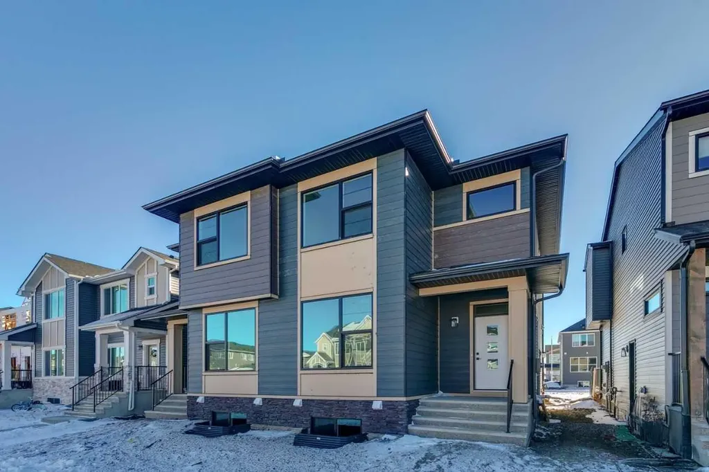 339 Fireside Drive Cochrane AB T4C 3E1