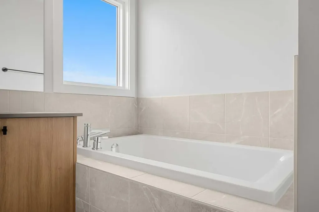 192 Belmont Place SW Calgary AB T2X 6E5