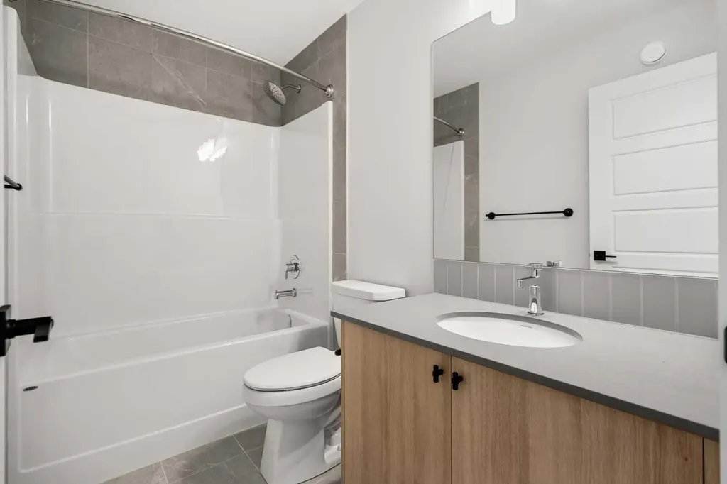 192 Belmont Place SW Calgary AB T2X 6E5