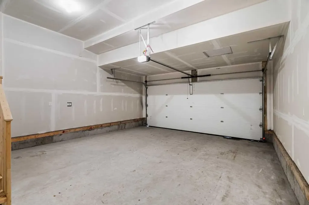 192 Belmont Place SW Calgary AB T2X 6E5