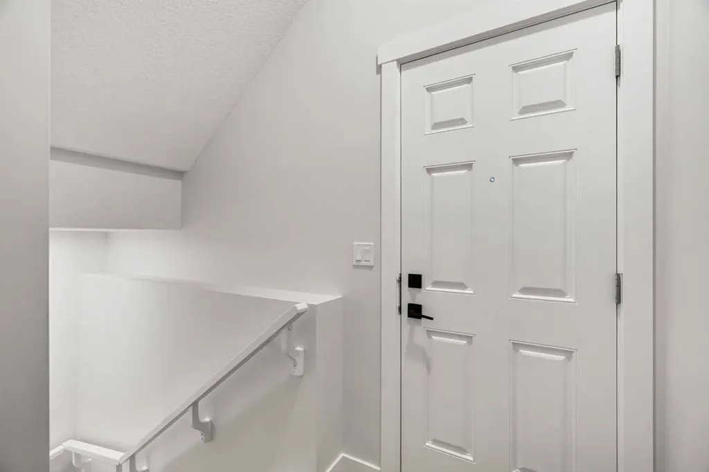 192 Belmont Place SW Calgary AB T2X 6E5